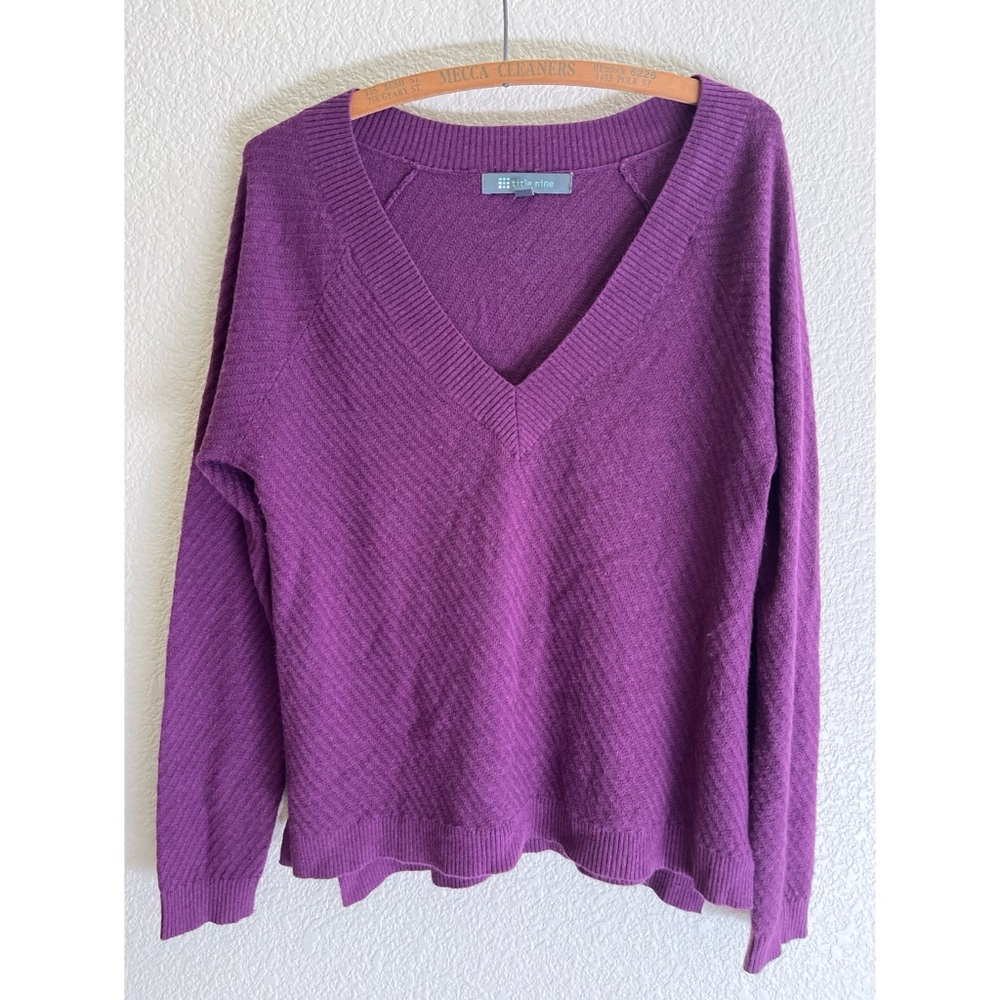 Title Nine Knit V Neck Sweater Women’s Size Small